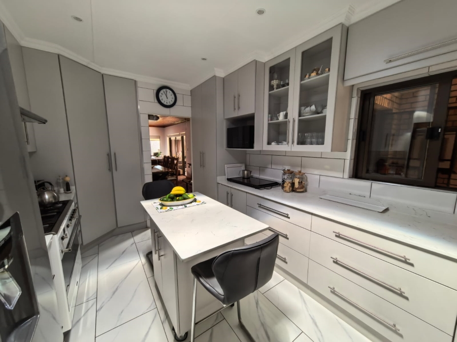 3 Bedroom Property for Sale in Parys Free State